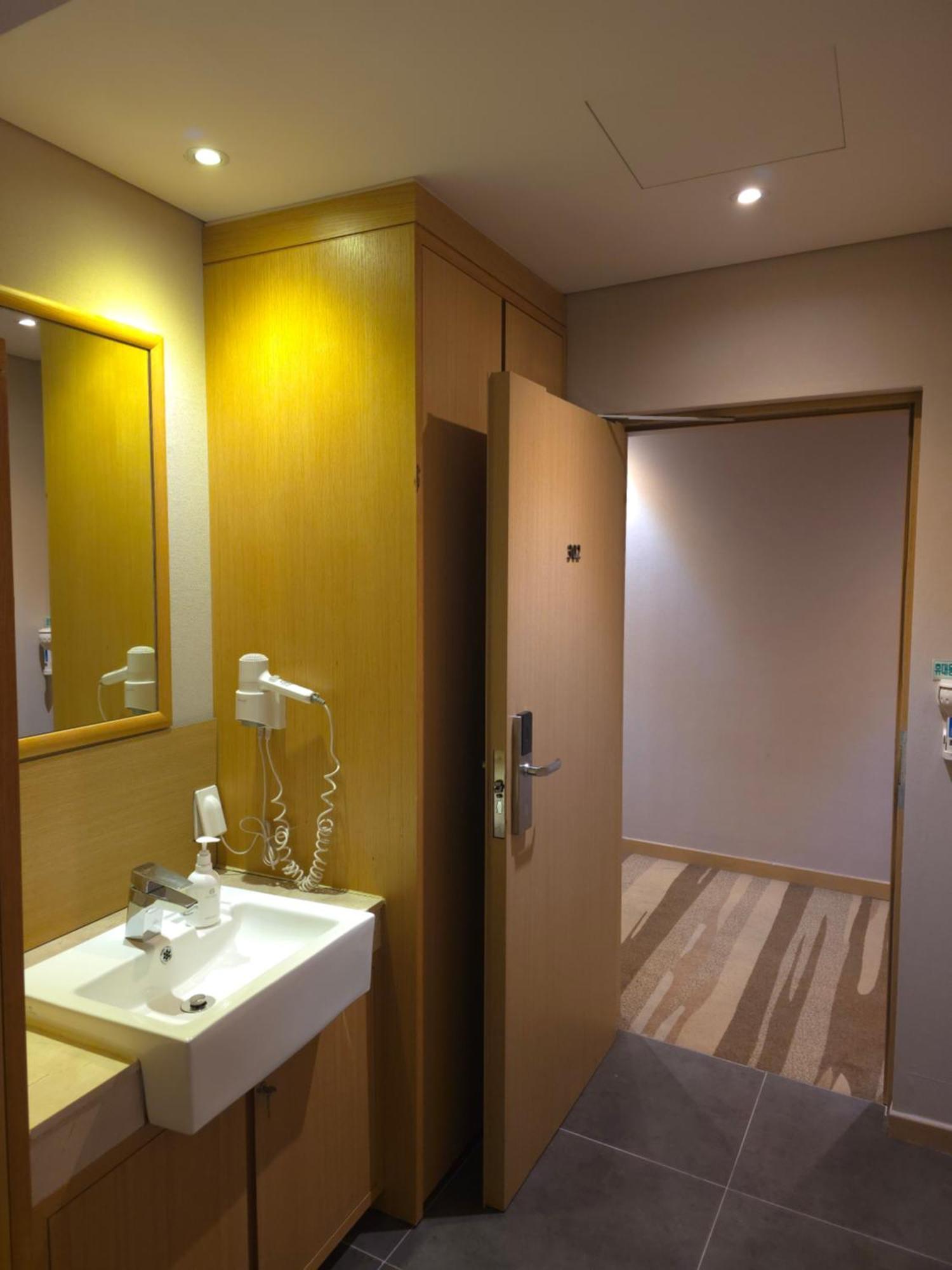 Hotel New Oriental Myeongdong Seul Exterior foto